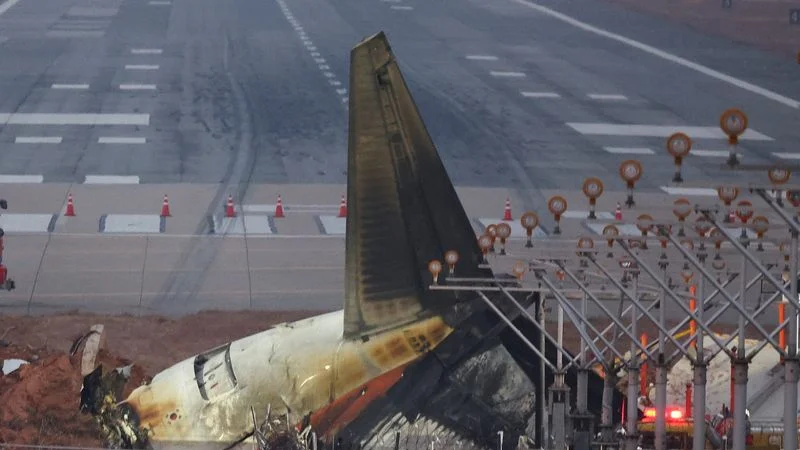 Faltan datos de caja negra de Jeju Air en minutos previos al accidente, dice ministerio surcoreano