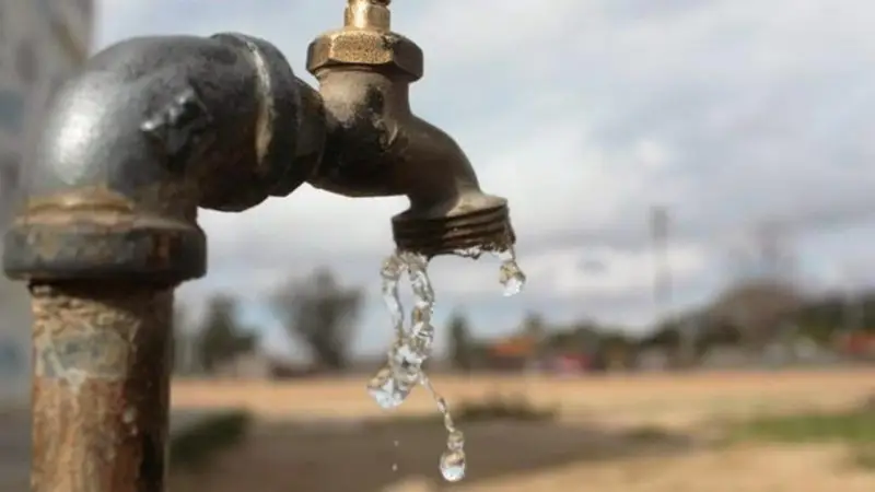 La Rioja declaró la emergencia hídrica y distribuye agua en los barrios más afectados por la sequía: los detalles de la situación