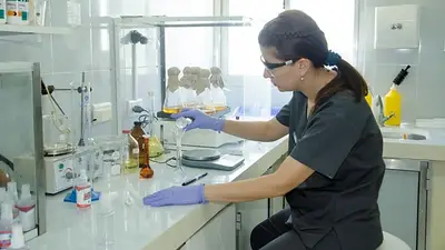 Sigue la motosierra: el Gobierno de Milei anunció la reducción de 15 órganos claves del Ministerio de Salud Sigue la motosierra: el Gobierno de Milei anunció la reducción de 15 órganos claves del Ministerio de Salud