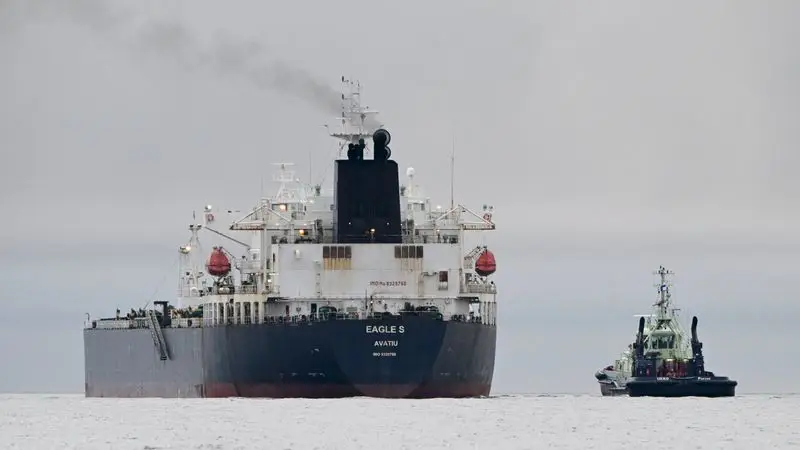 La OTAN desplegará buques y aviones en el mar Báltico tras la rotura de cables