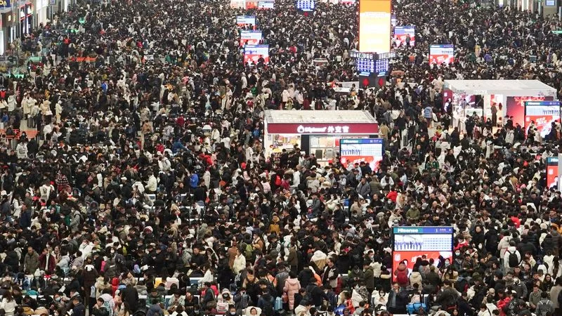 La crisis económica no frena los viajes en el inicio del Año Nuevo Lunar en China