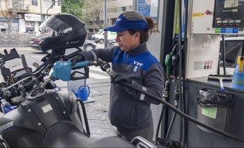 Descuentos en nafta y gasoil en enero | Combustibles