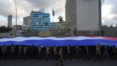 EEUU retira a Cuba de una lista negra y La Habana libera 553 presos 