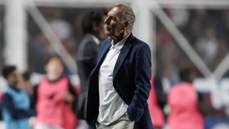 San Lorenzo de Almagro, Gastón Chila Gómez, Facundo Altamirano, Mercado de Pases.