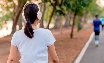 Cuánto tienen que caminar los adultos para vivir más  | Consejos de salud