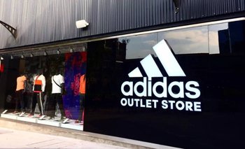 Zapatillas y calzas adidas a $25.000: dónde queda el outlet | Descuentos