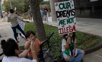 Tribunal de apelaciones de EEUU rechaza programa de Biden para proteger a los inmigrantes "Dreamers" | Eeuu