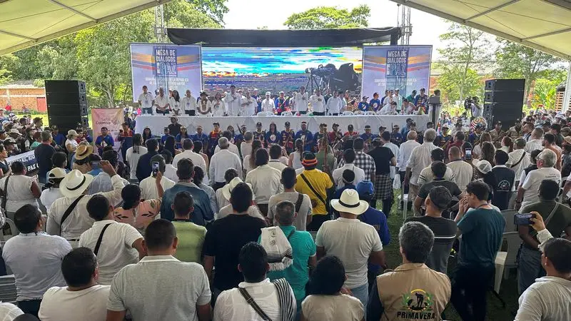 Ascienden a 60 los muertos por escalada de violencia en el noreste de Colombia