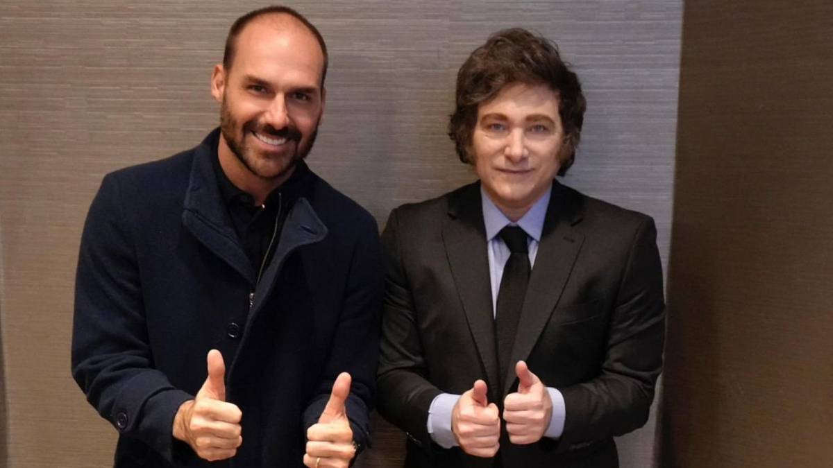EE.UU. le concedió la residencia permanente al prófugo Eduardo Bolsonaro tras su condena en Brasil
