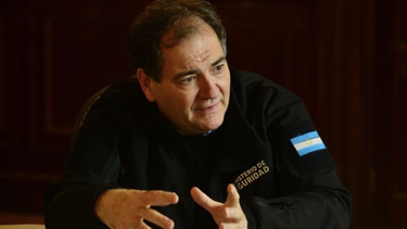 El ministro de Seguridad de Kicillof apuntó contra Bullrich por la causa por espionaje ilegal: "Miente"