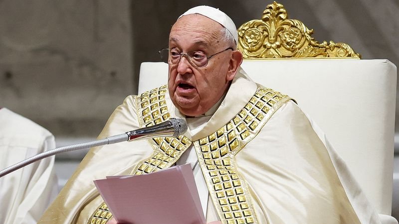 Papa Francisco disuelve un grupo católico sudamericano envuelto en un escándalo