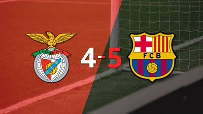 Ni los tres goles de Vangelis Pavlidis ayudaron a Benfica en la derrota agónica ante Barcelona Ni los tres goles de Vangelis Pavlidis ayudaron a Benfica en la derrota agónica ante Barcelona