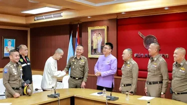 Varias familias chinas piden la liberación de sus parientes retenidos por grupos de trata en Myanmar