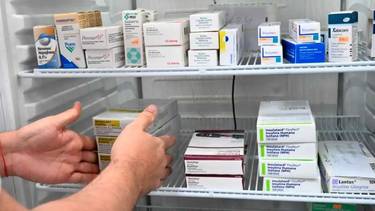 Desregulación: rentabilidad farmacéutica récord, con menos acceso a medicamentos y más tratamientos interrumpidos