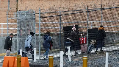 Trump intensifica represión de inmigración y advierte a funcionarios contra injerencias Trump intensifica represión de inmigración y advierte a funcionarios contra injerencias
