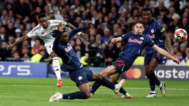 Ancelotti cree que el Madrid debe mejorar pese a la goleada al Salzburgo