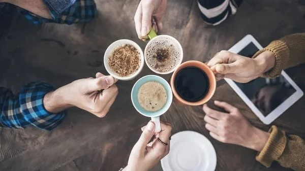 café, tazas de café, infusiones, cafeína, salud