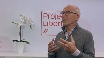 El multimillonario Frank McCourt dice que está abierto a asociarse en una oferta por TikTok El multimillonario Frank McCourt dice que está abierto a asociarse en una oferta por TikTok