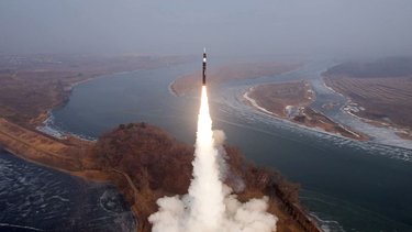Corea del Norte realiza ensayo con misiles de crucero estratégicos