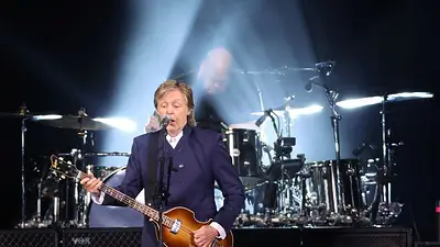 Paul McCartney advierte al gobierno británico de que no debe permitir que IA "estafe" a artistas Paul McCartney advierte al gobierno británico de que no debe permitir que IA "estafe" a artistas