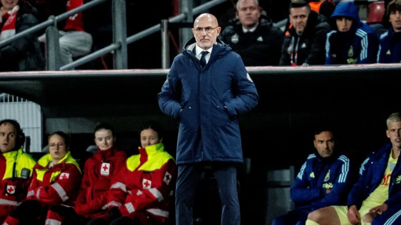 El seleccionador español De la Fuente amplía su contrato hasta 2028