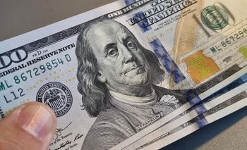 Dólar: el oficial cerró en niveles récord y el blue acumuló $ 65 en una semana | Dólar