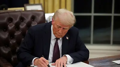 Una reclusa trans recurre ante la justicia la orden de Trump que restringe los derechos LGTBQ+ Una reclusa trans recurre ante la justicia la orden de Trump que restringe los derechos LGTBQ+