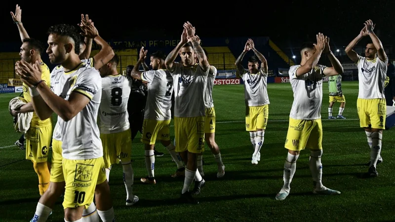 Santiago Silva, Primera Nacional, Boca Juniors, Atlanta