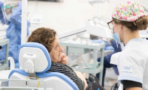 Accede a tratamientos odontológicos gratuitos con PAMI: programa de salud dental para adultos mayores