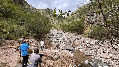 Quintela recorrió el Chamical tras el temporal: "El cambio climático se hace sentir en todo el mundo en todo el planeta" Quintela recorrió el Chamical tras el temporal: "El cambio climático se hace sentir en todo el mundo en todo el planeta"