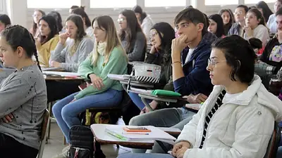 Estudiantes Estudiantes