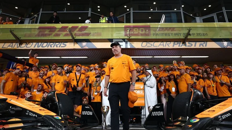 Jefe de McLaren dice estar preparado para una lucha a cuatro bandas por el título en 2025
