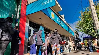 Jubilaciones: la Corte suspendió por 90 días los pagos de juicios a la ANSES Jubilaciones: la Corte suspendió por 90 días los pagos de juicios a la ANSES