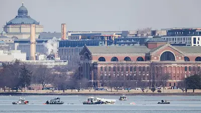 El Gobierno de EEUU promete "arreglar" la FAA tras la colisión mortal en Washington El Gobierno de EEUU promete "arreglar" la FAA tras la colisión mortal en Washington