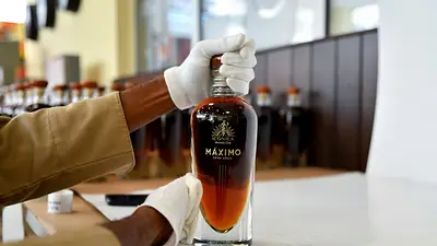 Havana Club seguirá produciendo ron pese a que aumentan las tensiones entre Cuba y EEUU Havana Club seguirá produciendo ron pese a que aumentan las tensiones entre Cuba y EEUU