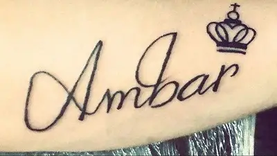 Ámbar. Ámbar.