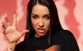 María Becerra marca tendencia para este 2026: qué hay detrás de las uñas “garrita” | María becerra