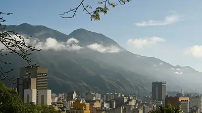 Maduro y su esposa enfrentan cargos de narcoterrorismo en un tribunal de Manhattan Maduro y su esposa enfrentan cargos de narcoterrorismo en un tribunal de Manhattan