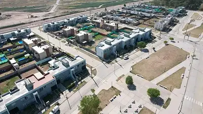 Acceso a la vivienda: en 2025, el gobernador Kicillof entregó 1.333 casas en todo el territorio bonaerense Acceso a la vivienda: en 2025, el gobernador Kicillof entregó 1.333 casas en todo el territorio bonaerense