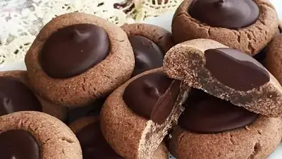 pepas de chocolate. pepas de chocolate.