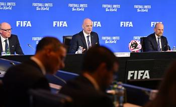 La regla "antisimulación" que FIFA quiere colocar en el Mundial | Fifa 