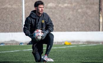 Susto en el Ascenso del fútbol argentino: un arquero sufrió un paro cardíaco | Fútbol argentino