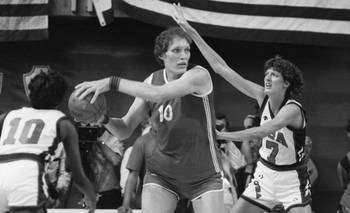 Luto en el básquet: murió un ícono de los Olímpicos que quebró récords de altura | Básquet