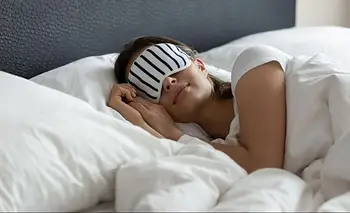 El hábito diario que puede ayudar a superar el insomnio en poco tiempo | Salud