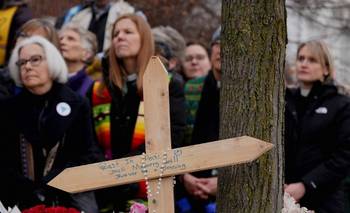 Tras tiroteo mortal de ICE, alcalde Minneapolis insta a activistas a evitar provocación de Trump | Eeuu