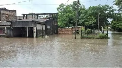Corrientes sigue bajo el agua y Valdés no brinda respuestas: hay 354 evacuados en seis localidades Corrientes sigue bajo el agua y Valdés no brinda respuestas: hay 354 evacuados en seis localidades
