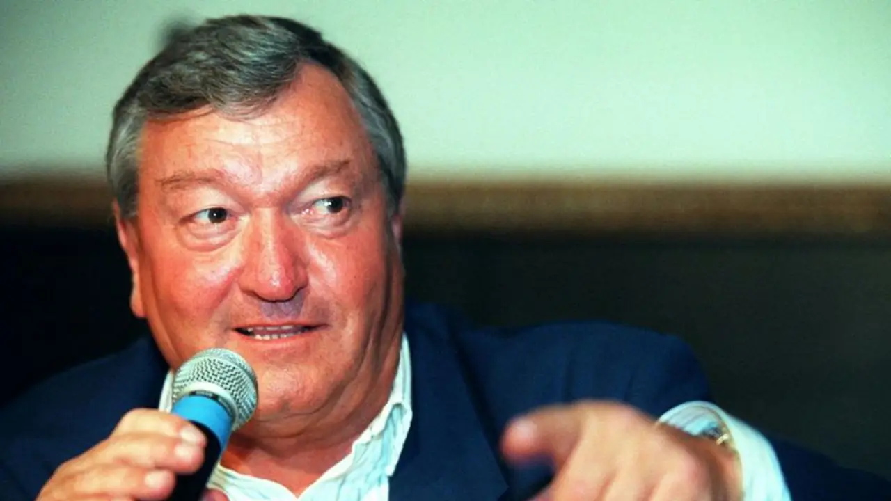 Erich von Daeniken, autor suizo que popularizó teorías sobre alienígenas, muere a los 90 años