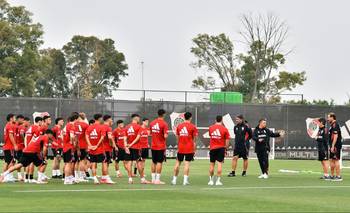 Adiós River: un jugador dejó la pretemporada y se fue a Europa | River plate