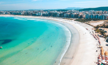 Dónde queda Cabo Frío: qué hacer en este paradisíaco destino de Brasil | Escapadas