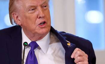 Trump anunció que cortó el diálogo con Irán y amenazó: "La ayuda está en camino" | Tensión en medio oriente